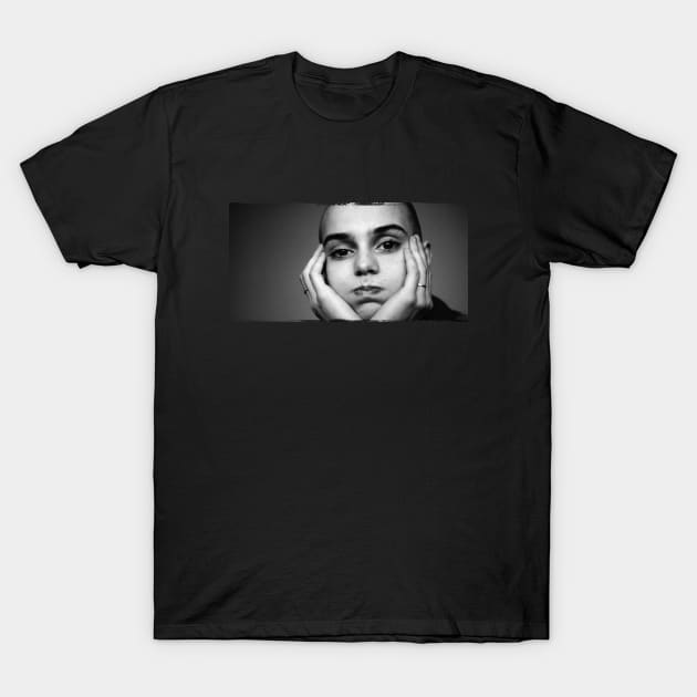 Sinead O Connor T-Shirt by small alley co